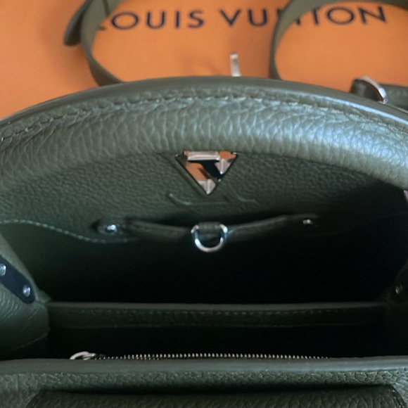 Louis Vuitton Capucines BB Tairillon Khaki Never worn - Picture 15 of 16